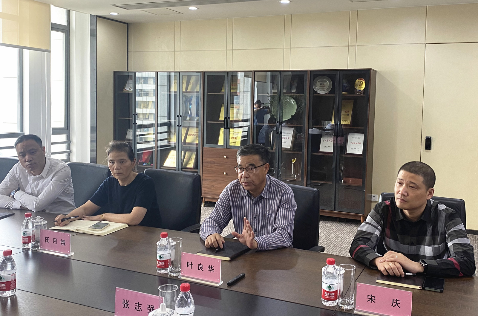 安徽省淮南市市委副书记、市长张志强一行来我公司调研(图2)