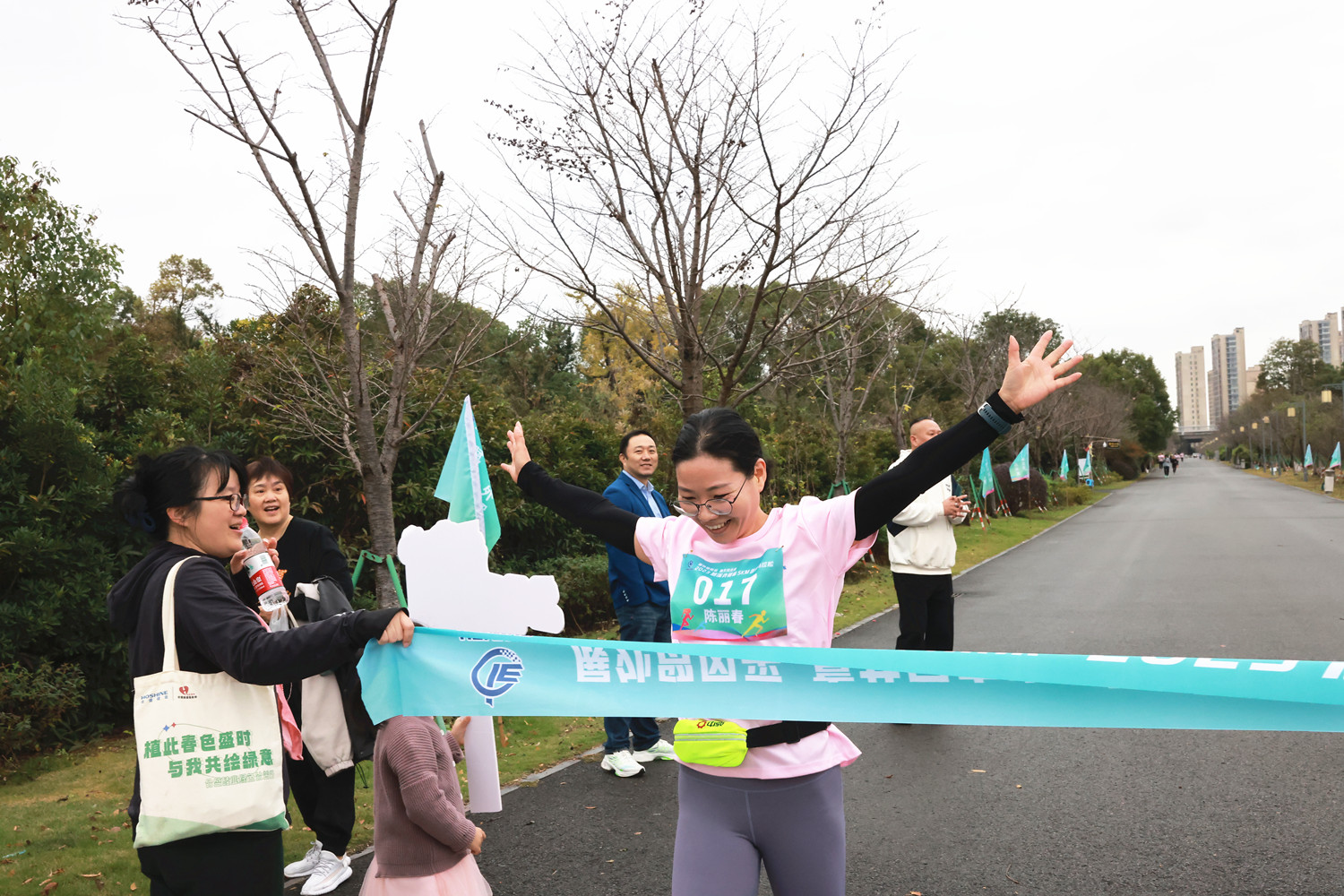 展外贸风采  赢共同未来  2023慈溪外贸杯MINI马拉松热力开跑(图41)